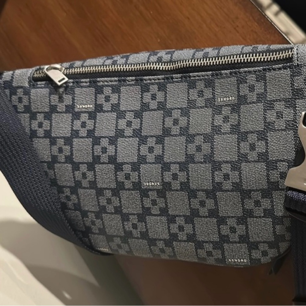 SANDRO Square Cross Monogram Belt Bag - Picture 6 of 6